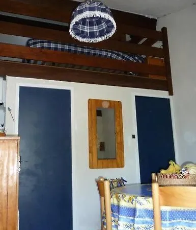 Maison Mitoyenne En De Vacances - M04202 *
